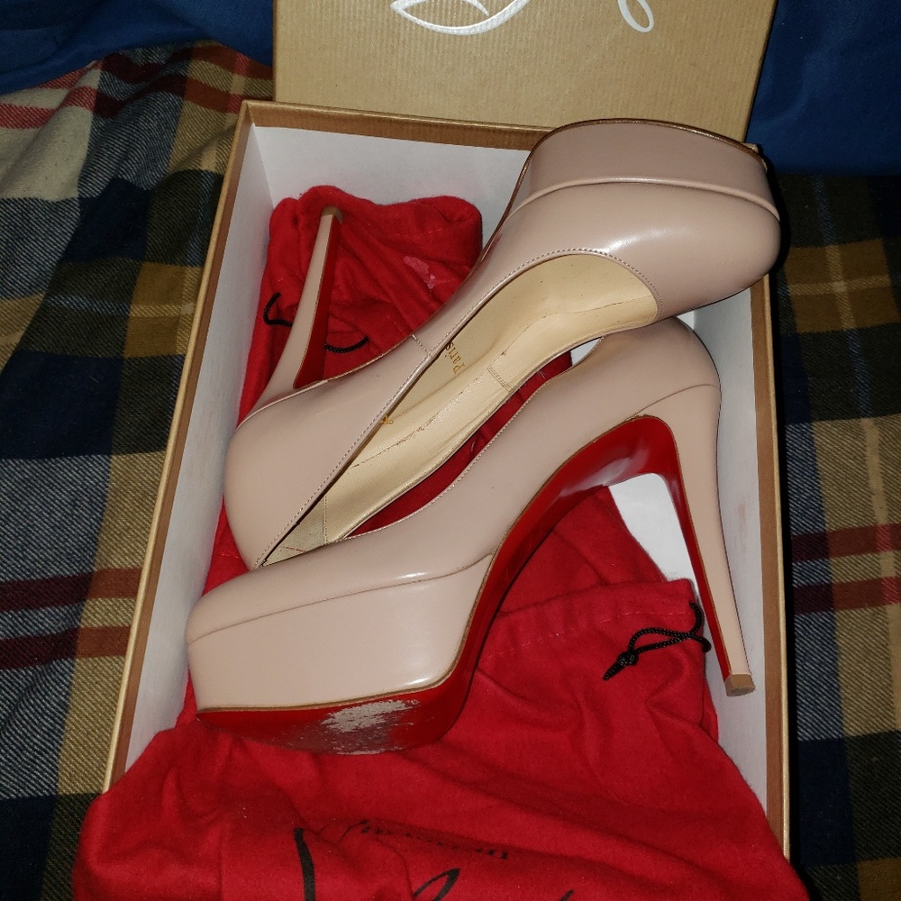 Christian Louboutin Bianca - Picture 4 of 4